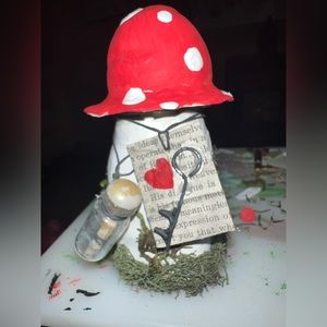 Love Note Mushroom Bottle